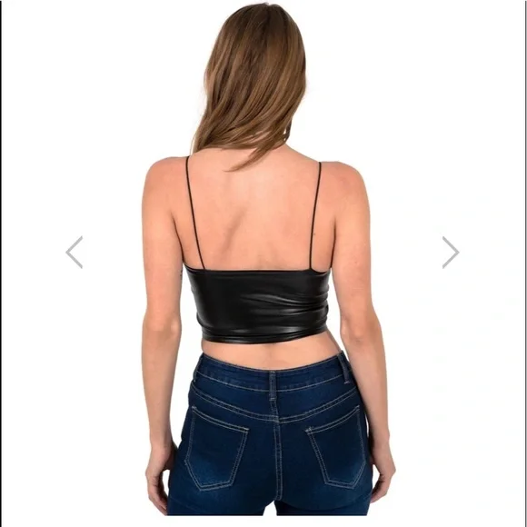 ❌SOLD❌✨NWT✨ BLACK FLORIAN VEGAN LEATHER BRALETTE✨SAVOY ACTIVE - BLACK✨ - Picture 7 of 9